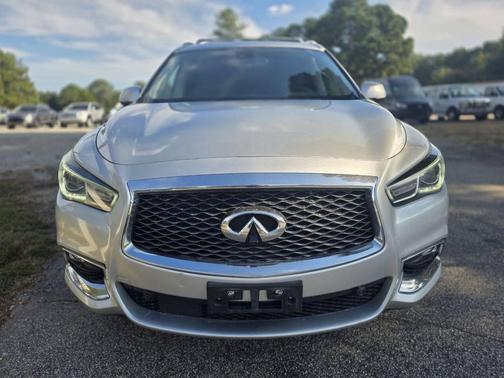 2017 INFINITI QX60 Base