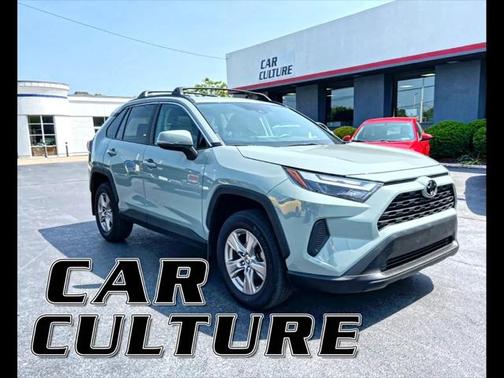 2022 Toyota RAV4 XLE