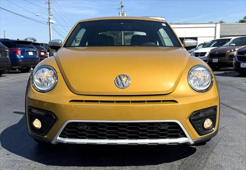 2017 Volkswagen Beetle 1.8T Dune