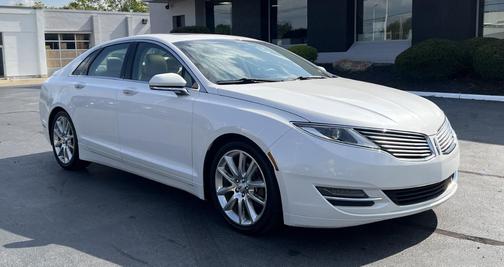 2016 Lincoln MKZ Base