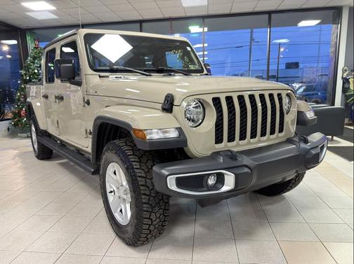 2020 Jeep Gladiator Sport S