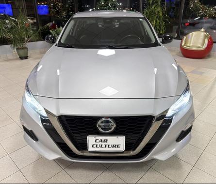 2022 Nissan Altima SR FWD