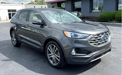 2020 Ford Edge Titanium