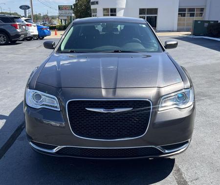 2020 Chrysler 300 Touring