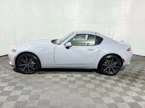 Aero Gray Metallic 2026 Mazda MX-5 Miata Grand Touring