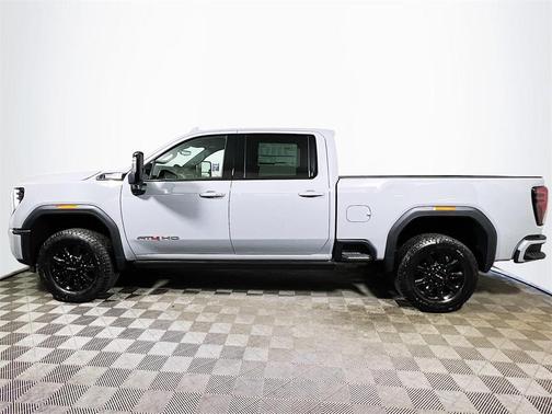2025 GMC Sierra 3500 AT4