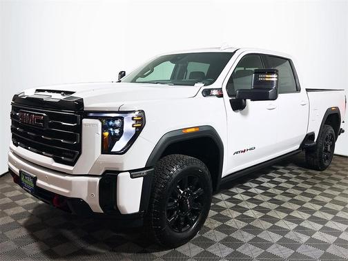 2025 GMC Sierra 3500 AT4