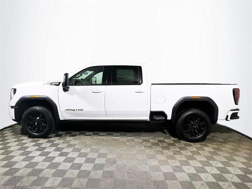 2025 GMC Sierra 3500 AT4
