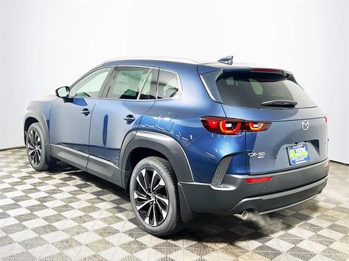 2026 Mazda CX-50 Premium Plus