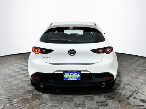 Snowflake White Pearl 2026 Mazda Mazda3 2.5 S