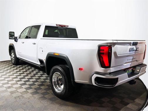 2026 GMC Sierra 3500 Denali Ultimate