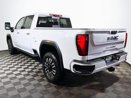 Glacier White 2026 GMC Sierra 2500 Denali Ultimate