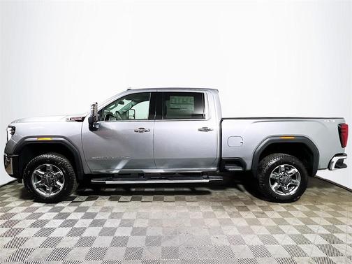 2026 GMC Sierra 3500 SLT