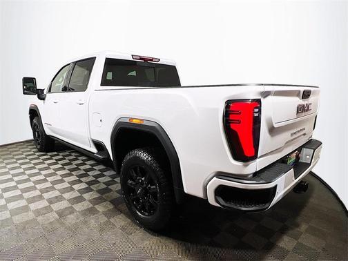2025 GMC Sierra 3500 AT4