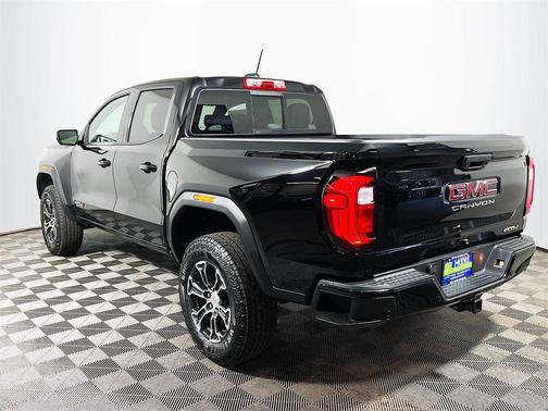 2025 GMC Canyon AT4