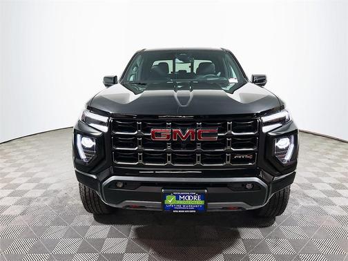 2025 GMC Canyon AT4