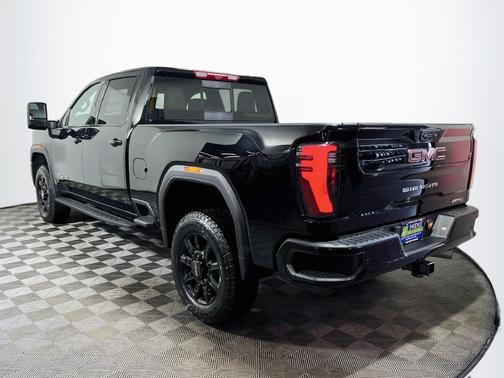 Onyx Black 2026 GMC Sierra 3500 AT4