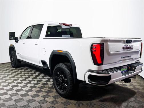 2025 GMC Sierra 3500 AT4