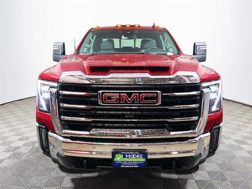2026 GMC Sierra 3500 SLT