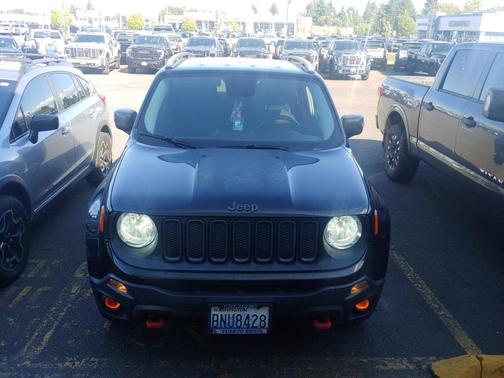 2015 Jeep Renegade Trailhawk