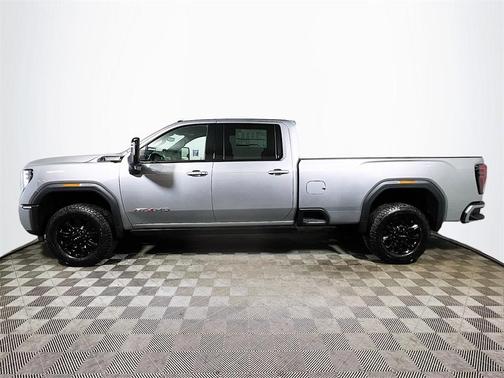 2025 GMC Sierra 3500 AT4
