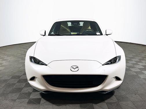 Snowflake White Pearl 2026 Mazda MX-5 Miata Grand Touring