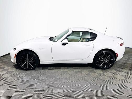 Snowflake White Pearl 2026 Mazda MX-5 Miata Grand Touring