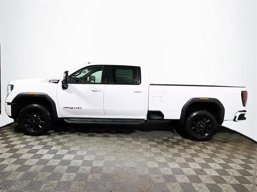 2026 GMC Sierra 3500 AT4