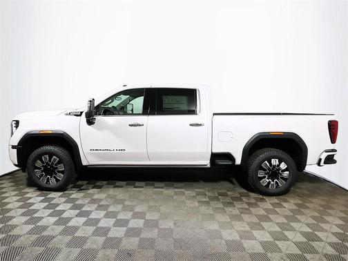 2025 GMC Sierra 3500 Denali