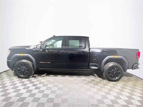 2025 GMC Sierra 3500 AT4