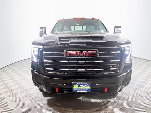 2025 GMC Sierra 3500 AT4