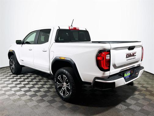 2025 GMC Canyon AT4