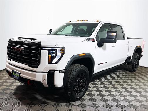 2025 GMC Sierra 3500 AT4