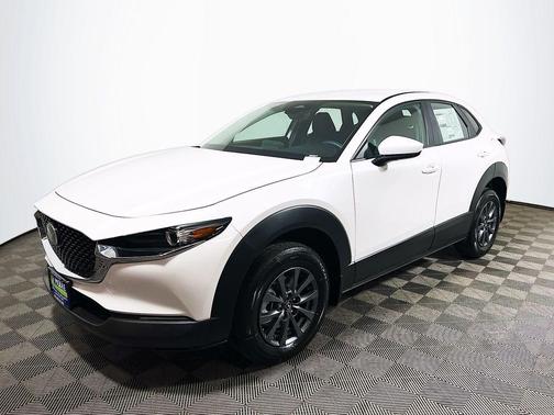 Snowflake White Pearl 2026 Mazda CX-30 2.5 S