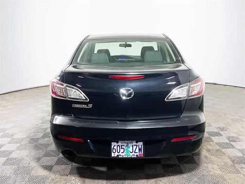 2012 Mazda Mazda3 i Sport