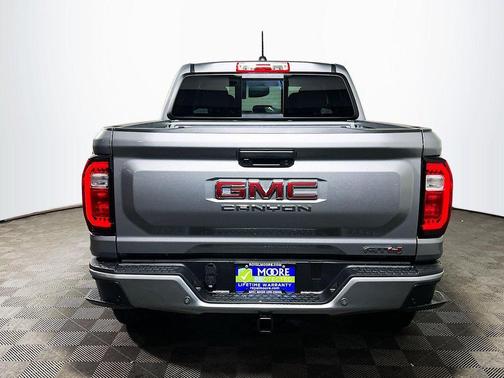 Sterling 2026 GMC Canyon AT4