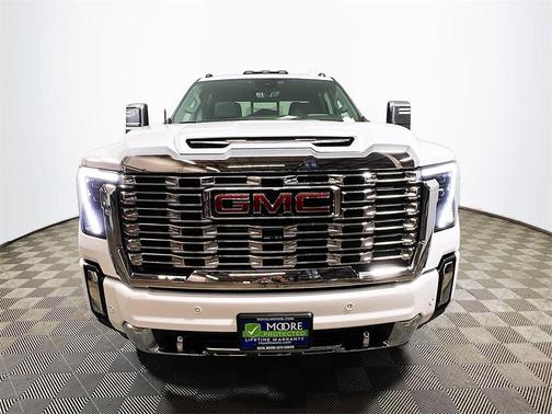 2025 GMC Sierra 3500 Denali