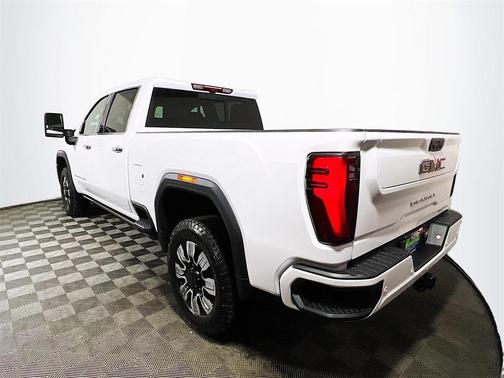 2025 GMC Sierra 3500 Denali