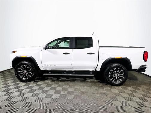 2025 GMC Canyon Denali