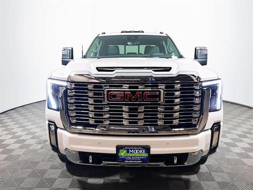 2025 GMC Sierra 3500 Denali