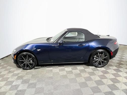 Deep Crystal Blue Mica 2026 Mazda MX-5 Miata Grand Touring