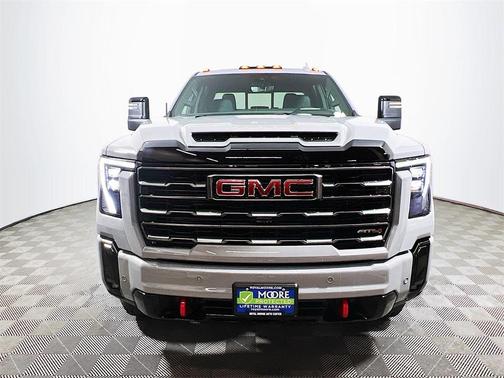2025 GMC Sierra 3500 AT4