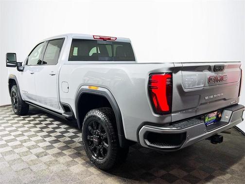 2025 GMC Sierra 3500 AT4