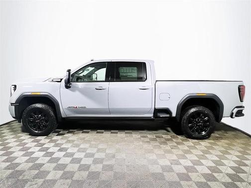 2025 GMC Sierra 3500 AT4