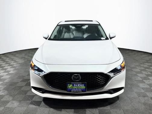Snowflake White Pearl Mica 2026 Mazda Mazda3 2.5 S Preferred