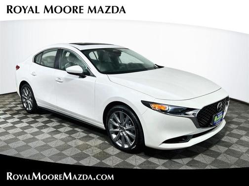 Snowflake White Pearl Mica 2026 Mazda Mazda3 2.5 S Preferred