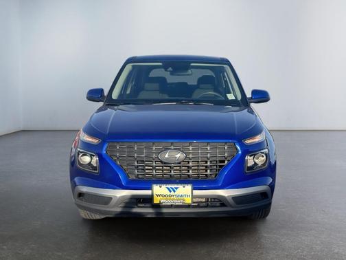 2021 Hyundai VENUE SE