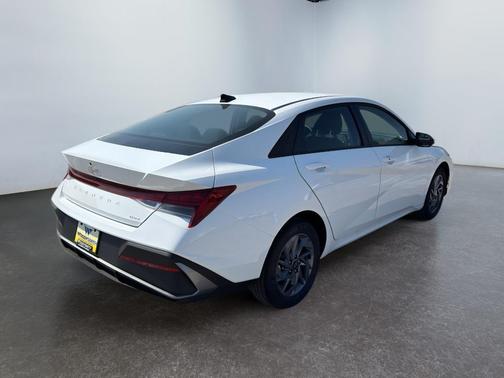 2025 Hyundai ELANTRA HEV Blue