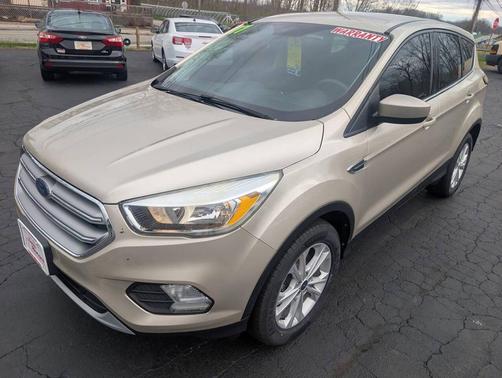 Tan 2017 Ford Escape SE