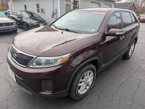 Dark Cherry 2015 Kia Sorento LX